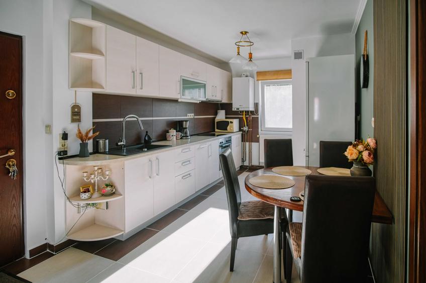 Apartament cu 4 camere decomandat în Mănăștur
