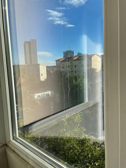 Apartament cu 2 camere nedecomandat, mobilat în Take Ionescu