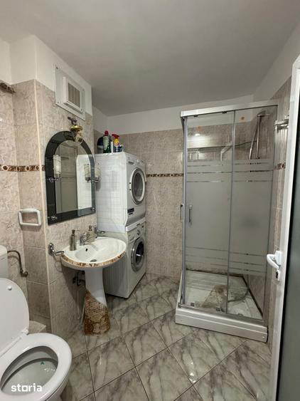 De inchiriat apartament 3 camere decomandat,zona Piata Mare 270/luna - 8