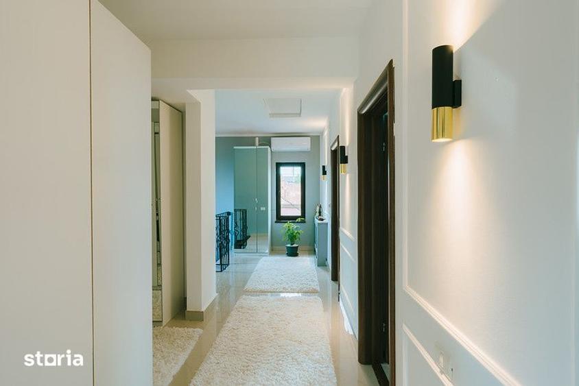Casă cu 4 camere cu Piscina în Corbeanca