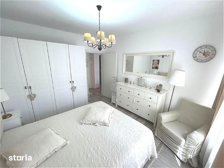 Apartament cu 2 camere semidecomandat, mobilat în Sud