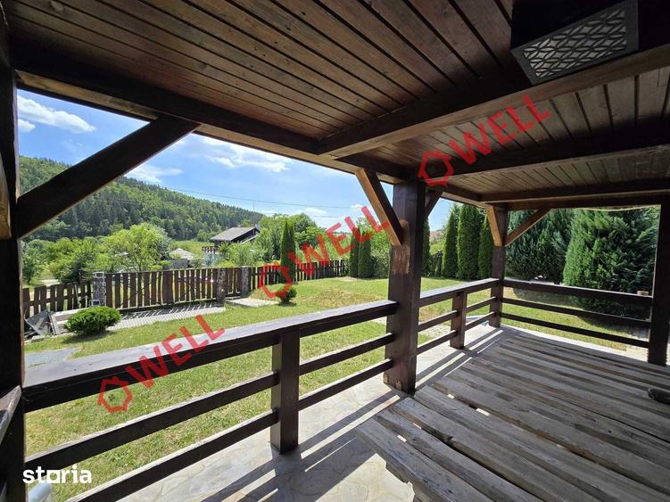 Casă cu 3 camere cu Teren 2140 Mp în Moacșa