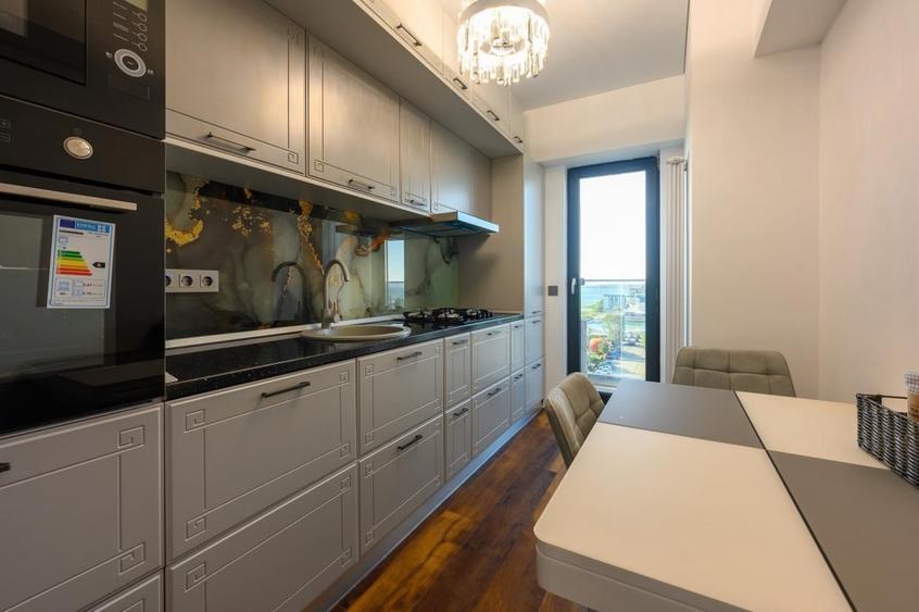 Apartament cu 2 camere decomandat, mobilat în Mamaia