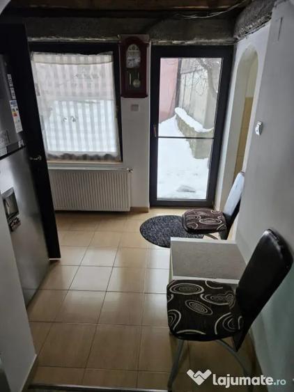 Casă cu 3 camere cu Teren 199 Mp în Central