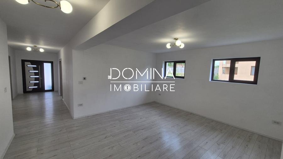 Casă individuală cu 4 camere cu Canalizare în Nord-Vest