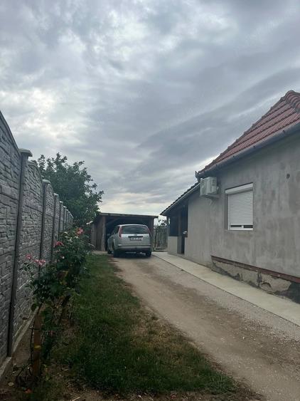 Casă cu Teren 9 Mp în Vetiș