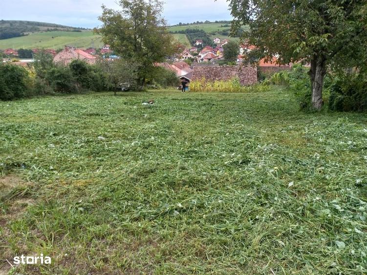 Teren de 800 mp, în Șura Mare