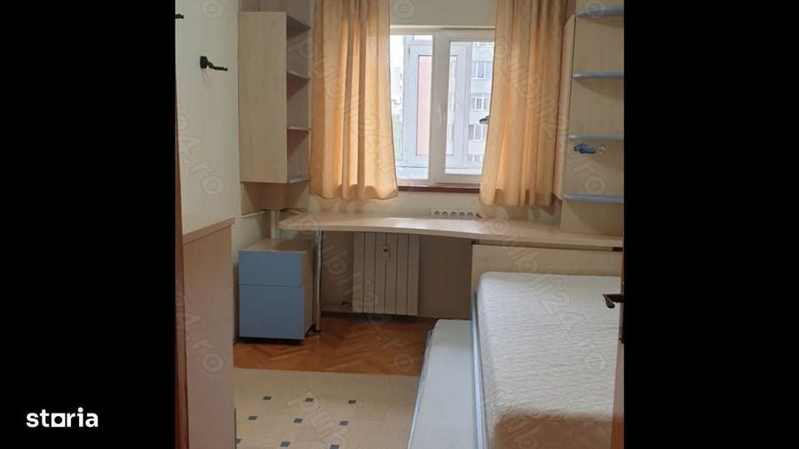 Apartament cu 3 camere decomandat în Rahova