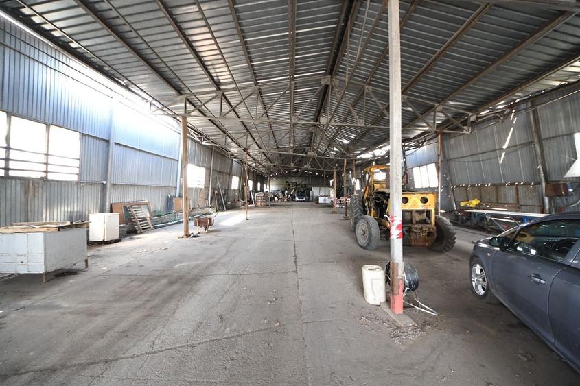 Spațiu industrial, de 1,193 mp, în Smârdan