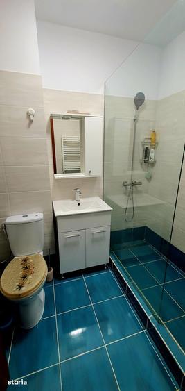 Apartament cu 2 camere decomandat în Titan