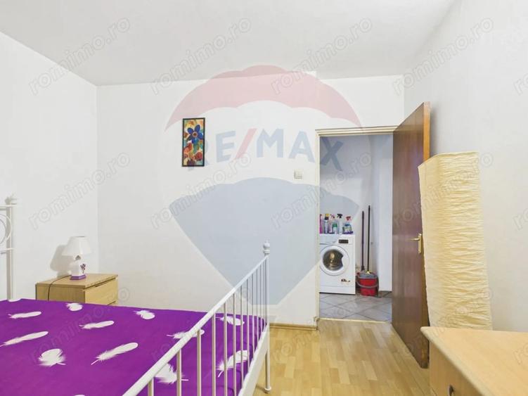 Apartament cu 3 camere decomandat în Colentina