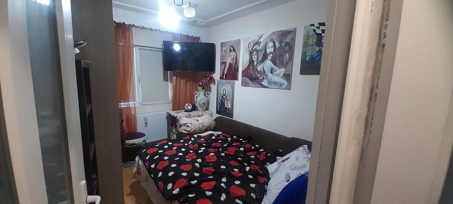 Apartament cu 4 camere decomandat în Inel II