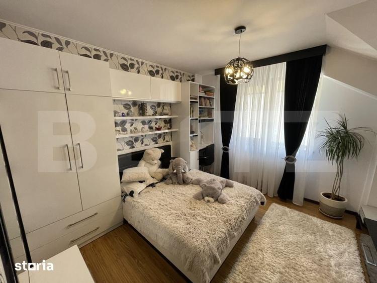 Apartament cu 3 camere decomandat în Siloz