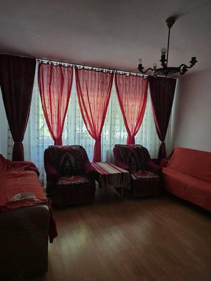 Apartament cu 2 camere semidecomandat în Lacul Tei