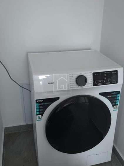 Casă cu 5 camere cu Canalizare în Cristian