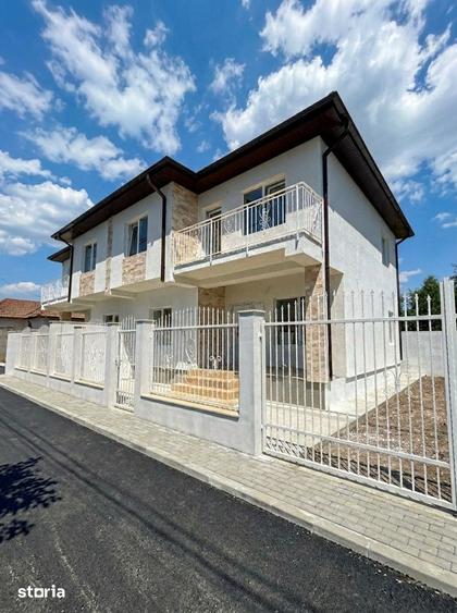 Casă cu 4 camere cu Teren 150 Mp în Central