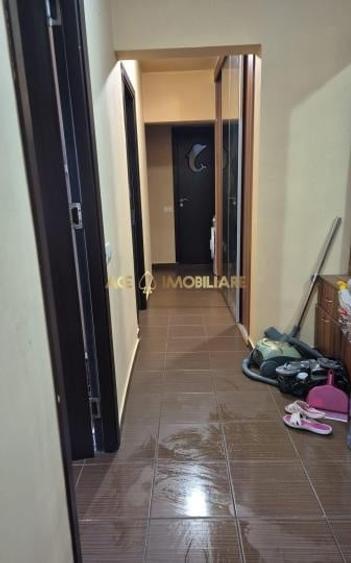 Apartament cu 3 camere decomandat, mobilat în Giurgiului