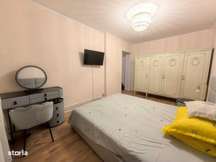 Apartament cu 3 camere decomandat în Circumvalațiunii