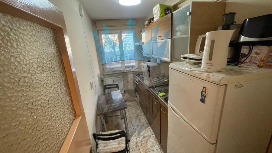 Apartament cu 2 camere semidecomandat, mobilat în Giulești