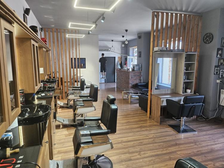 Spațiu comercial, de 90 mp, în Titulescu