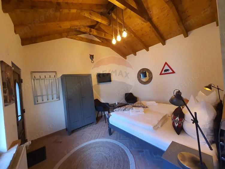 Casă cu 6 camere cu Teren 3900 Mp în Mediaș