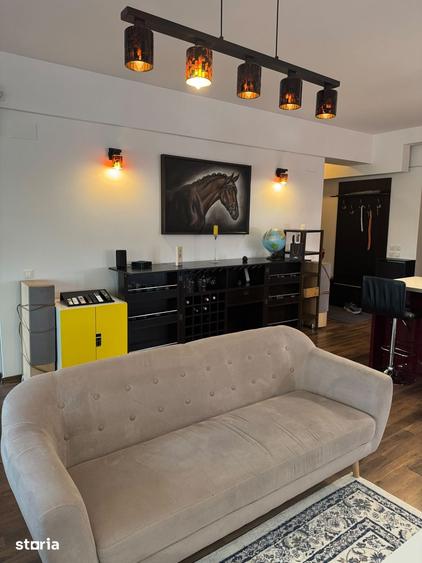 Apartament cu 3 camere, balcon ?i lift - 9