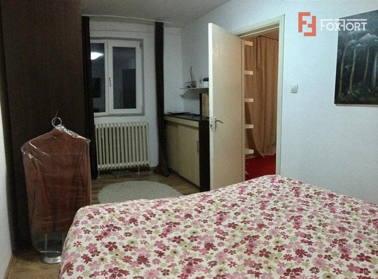 Apartament cu 2 camere semidecomandat, mobilat în Dacia