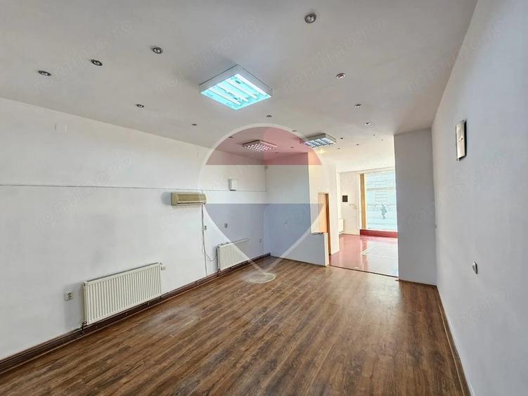 Spațiu comercial, de 70 mp, în Central