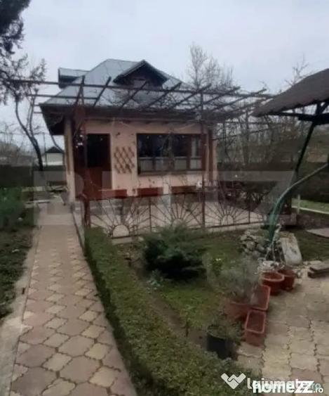 Casă cu 6 camere cu Teren 912 Mp în Pucioasa