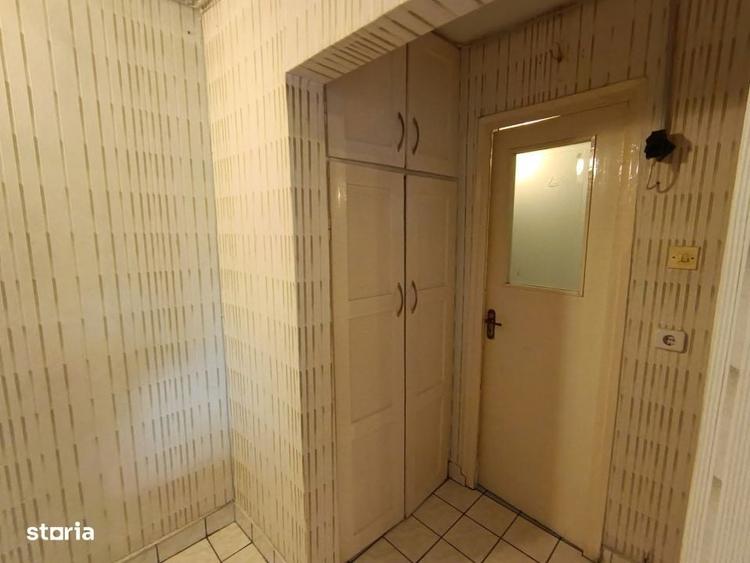Apartament cu 2 camere decomandat în Republicii