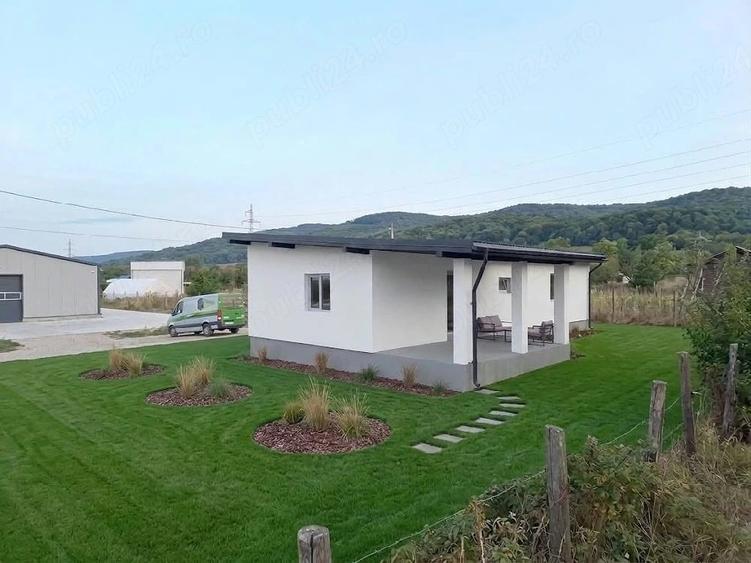 Casă cu 3 camere cu Teren 450 Mp în Central