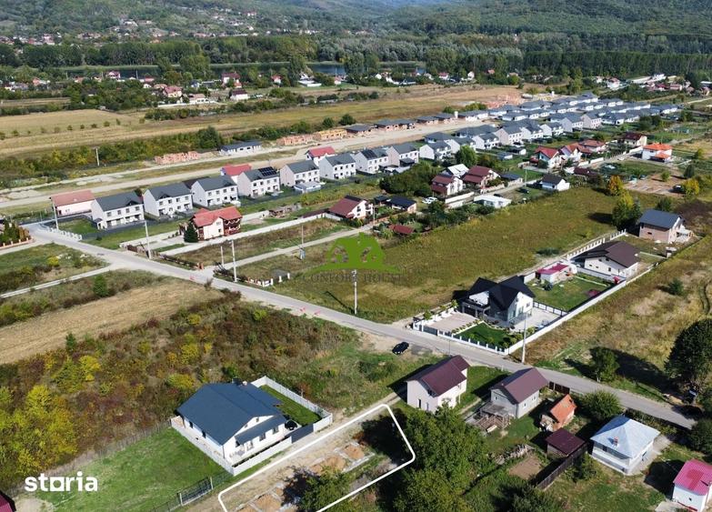 Casă cu 3 camere cu Teren 340 Mp în Bujoreni