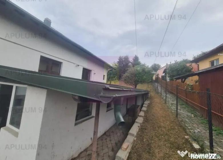 Casă cu 7 camere cu Teren 649 Mp în Comarnic