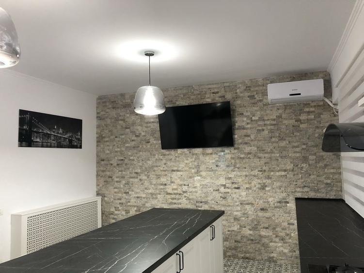 Apartament cu 4 camere decomandat, mobilat în Nord