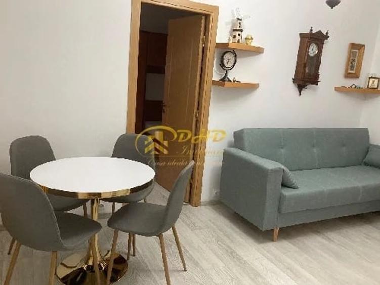 Apartament cu 2 camere semidecomandat în Tătărași