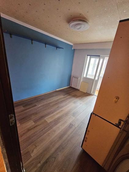 Apartament cu 3 camere decomandat în Inel II