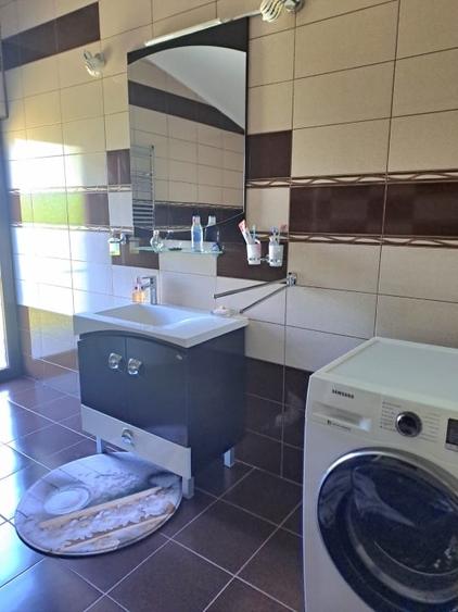 Casă individuală cu 5 camere cu Canalizare în Saligny
