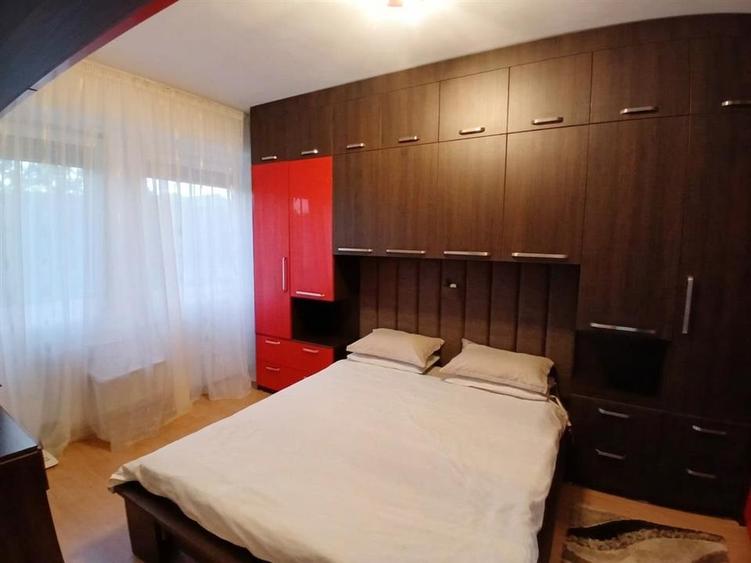 Apartament cu 2 camere decomandat în Iosia