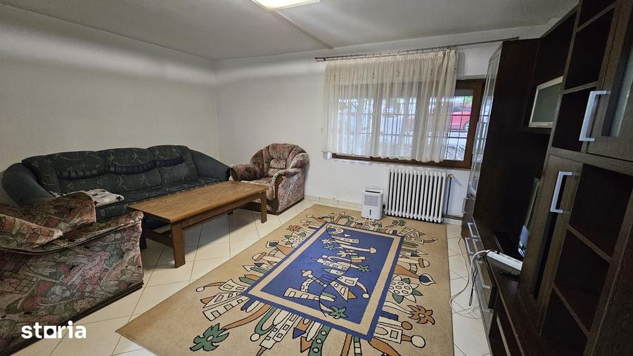Apartament cu 4 camere decomandat în Tătărași