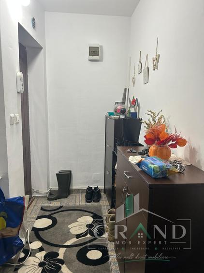 Apartament cu 2 camere decomandat, mobilat în Florești