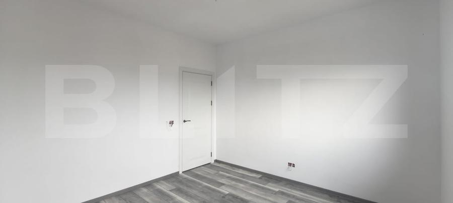 Casă individuală cu 4 camere cu Canalizare în Valea Lupului
