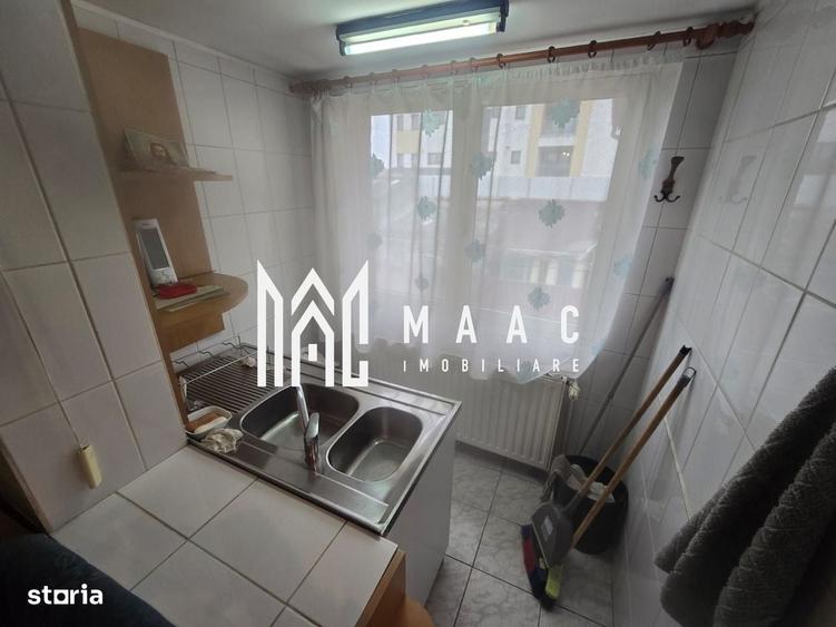 Casă cu 4 camere decomandat în Șelimbăr