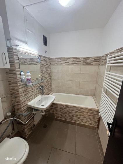 Apartament cu 2 camere în Craiovei