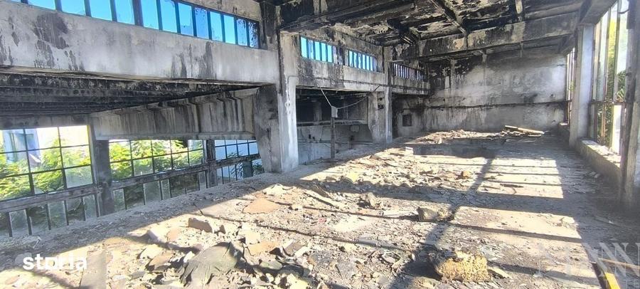 Spațiu comercial, de 631 mp, în Central
