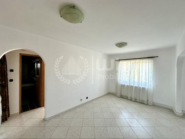 Apartament cu 4 camere semidecomandat, mobilat în Zorilor