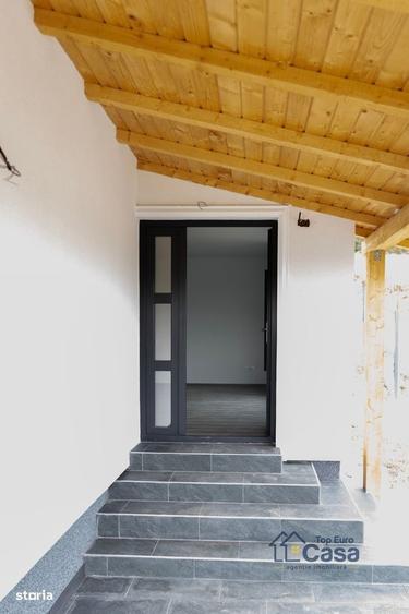 Casă cu 3 camere în Piscani