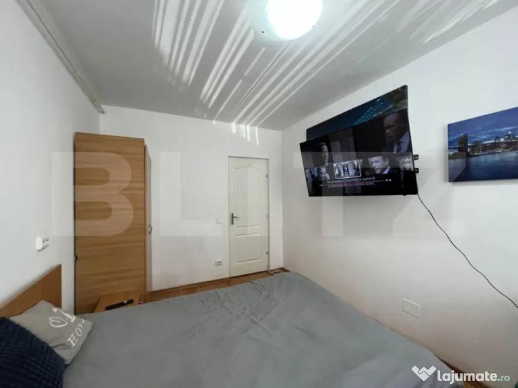 Apartament 3 camere, 91mp, decomandat, parcare, zona strazii - 2