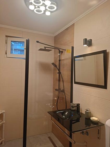 Apartament decomandat 3 camere central de inchiriat - 2