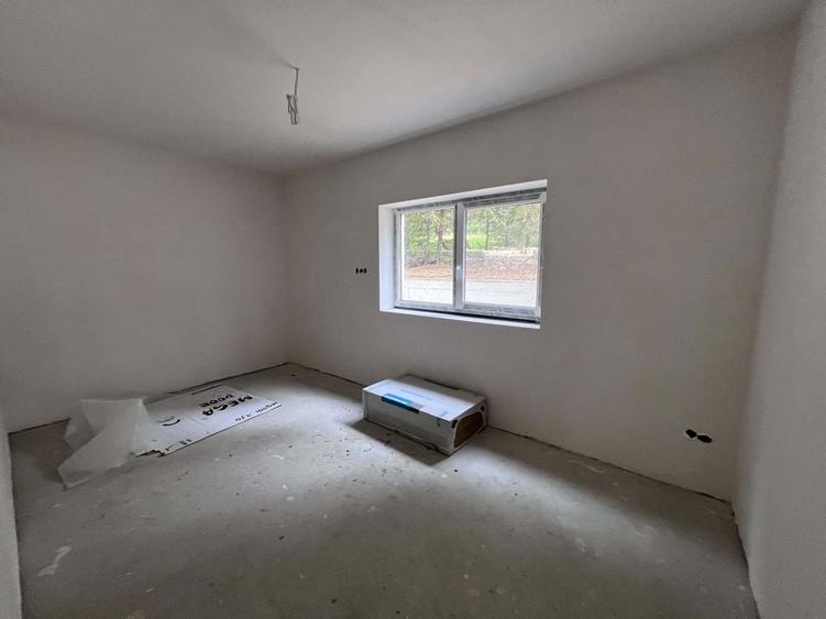 Apartament cu 2 camere decomandat în Cristian