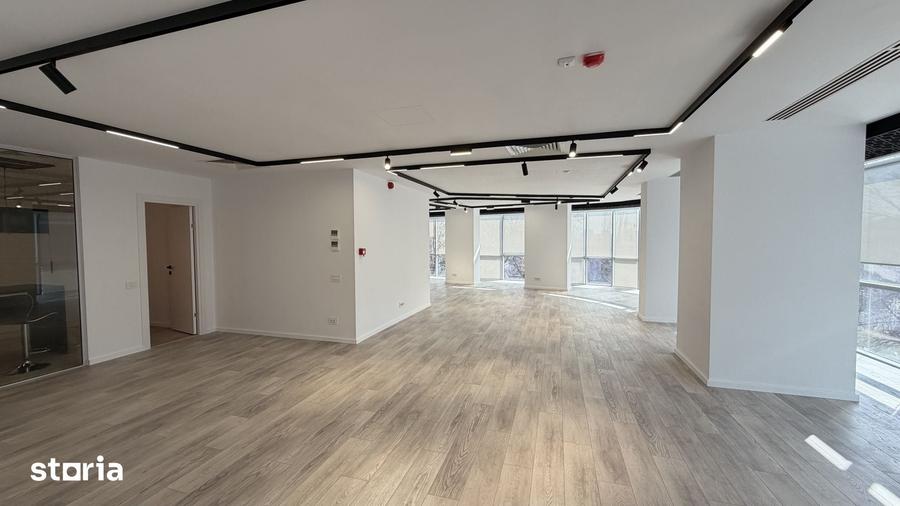 Spațiu comercial, de 135.6 mp, în Iancului